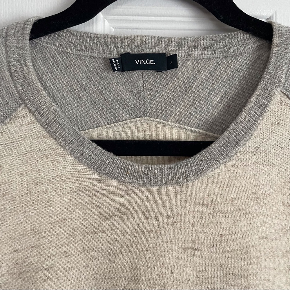Vince Men's heather white and Gray Crewneck Sweater - Picture 2 of 8
